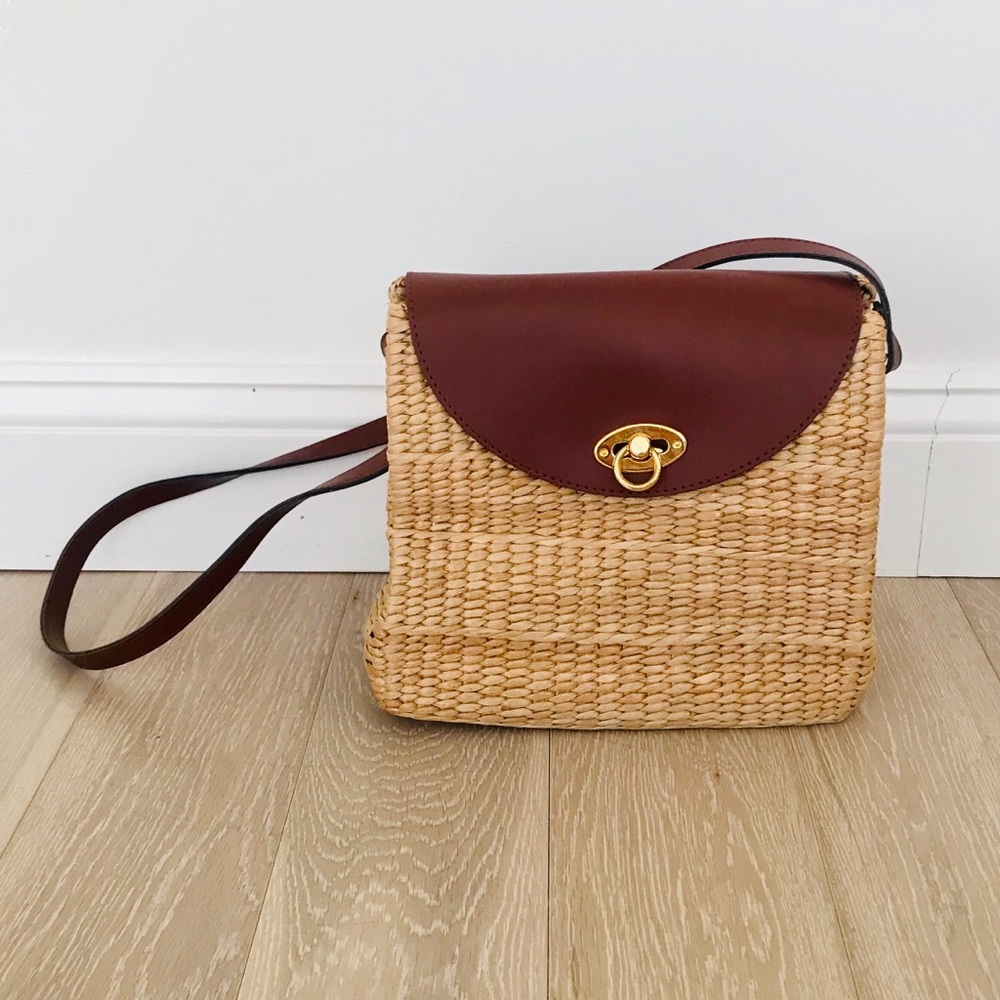 ‼️must go by 05/26‼️Woven summer bag